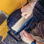 โหลดรูปภาพลงในเครื่องมือใช้ดูของ Gallery Border Traveler 30
